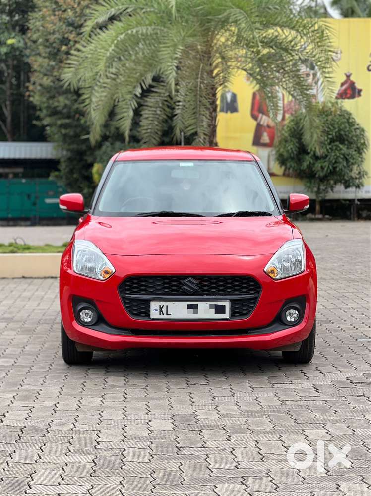 Maruti Suzuki Swift 1.3 Zxi, 2023, Petrol