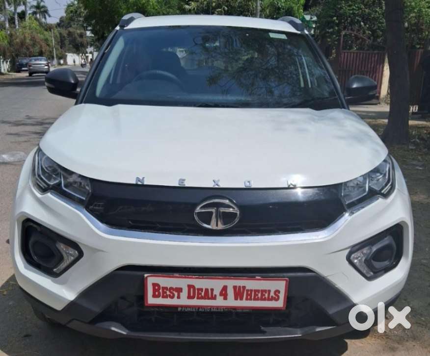 Tata Nexon 1.5 Revotorq Xm (s), 2023, Diesel