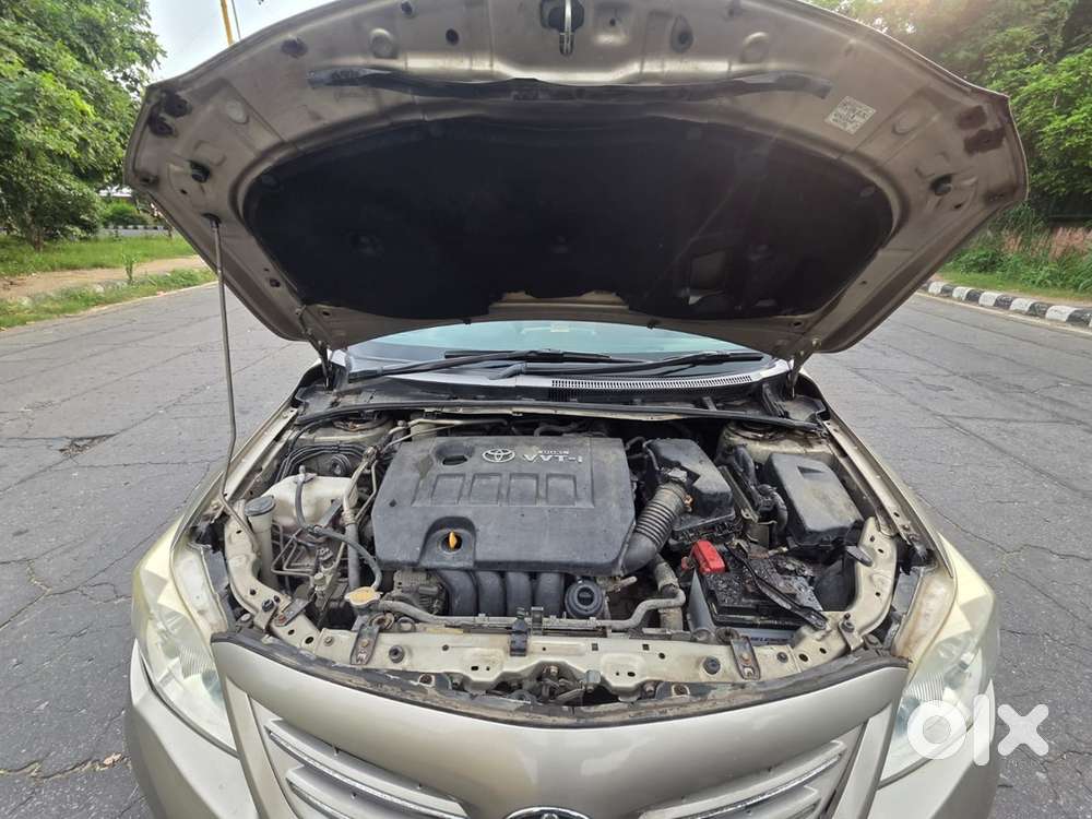 Toyota Corolla Altis 2012