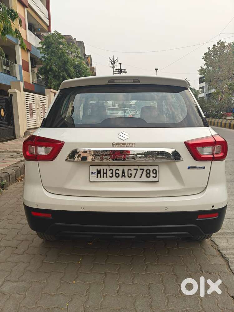 Maruti Suzuki Vitara Brezza 1.5 Vxi At, 2022, Petrol