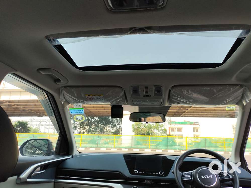 Kia Carens G1.5 6mt Gravity, 2025, Petrol
