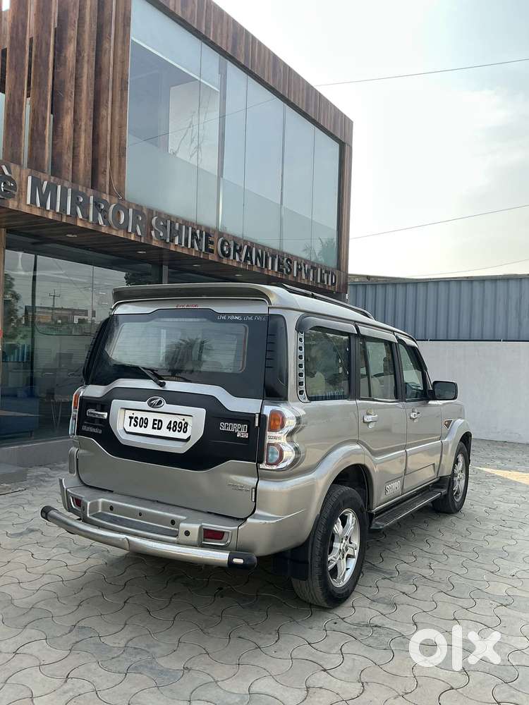 Mahindra Scorpio S10, 2015, Diesel