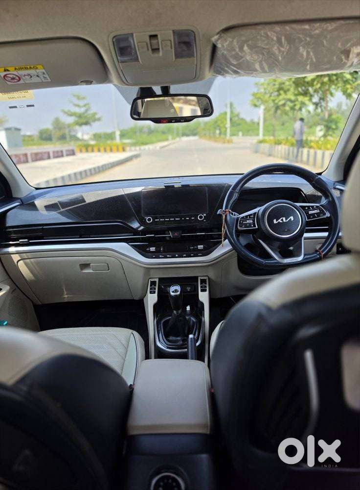Kia Carens 1.5 Luxury Plus Diesel 6 Str, 2022, Diesel