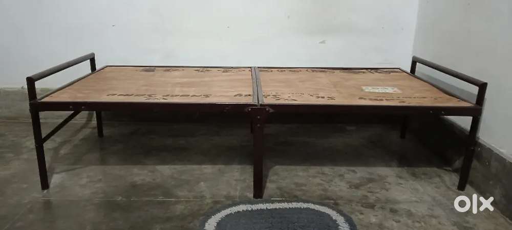 Folding bed achchi conditioning me