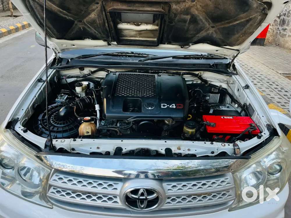 Toyota Fortuner 3.0 2011