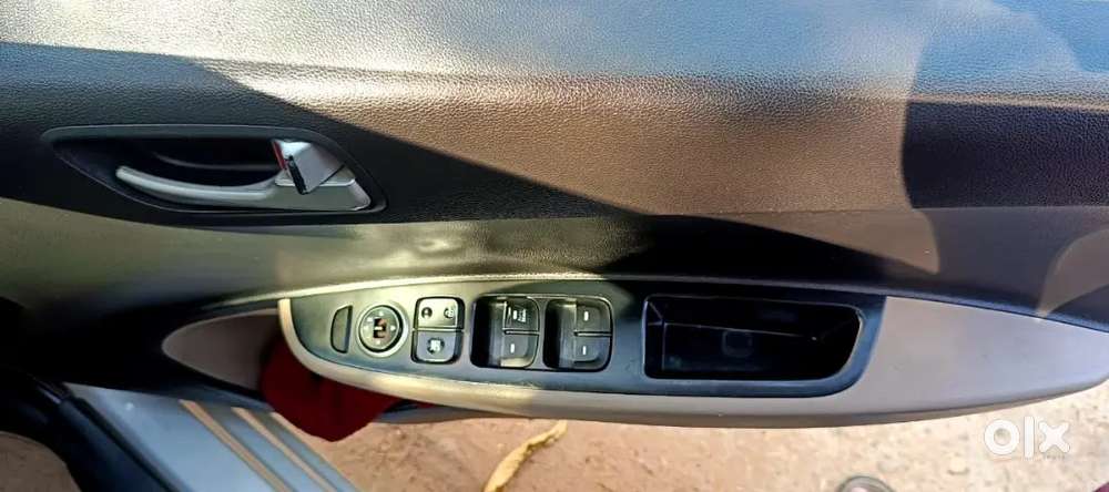 Hyundai Xcent Petrol Manual 2016