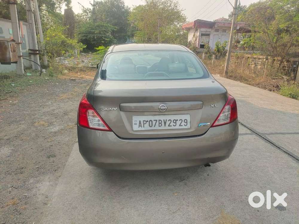 Nissan Sunny 2014-2016 Diesel Xl, 2013, Diesel