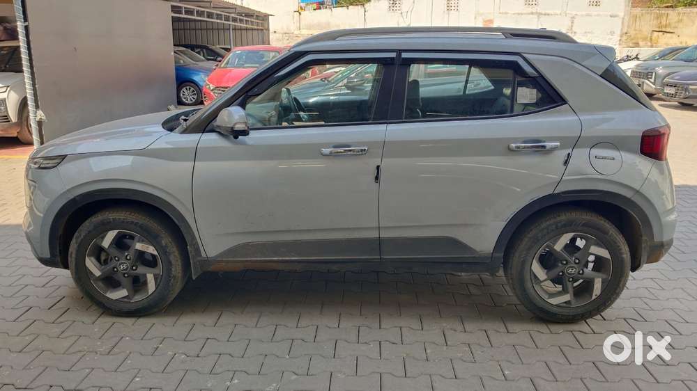 Hyundai Venue 1.0l Turbo Gdi Sx Mt, 2022, Petrol