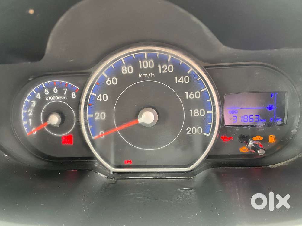 Hyundai I10 Sportz, 2014, Petrol