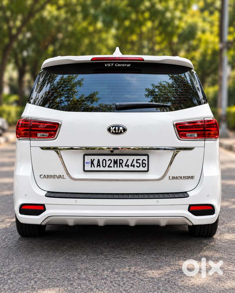 Kia Carnival Limousine 2021