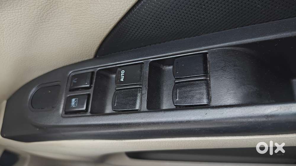 Maruti Suzuki Celerio Vxi At, 2016, Petrol