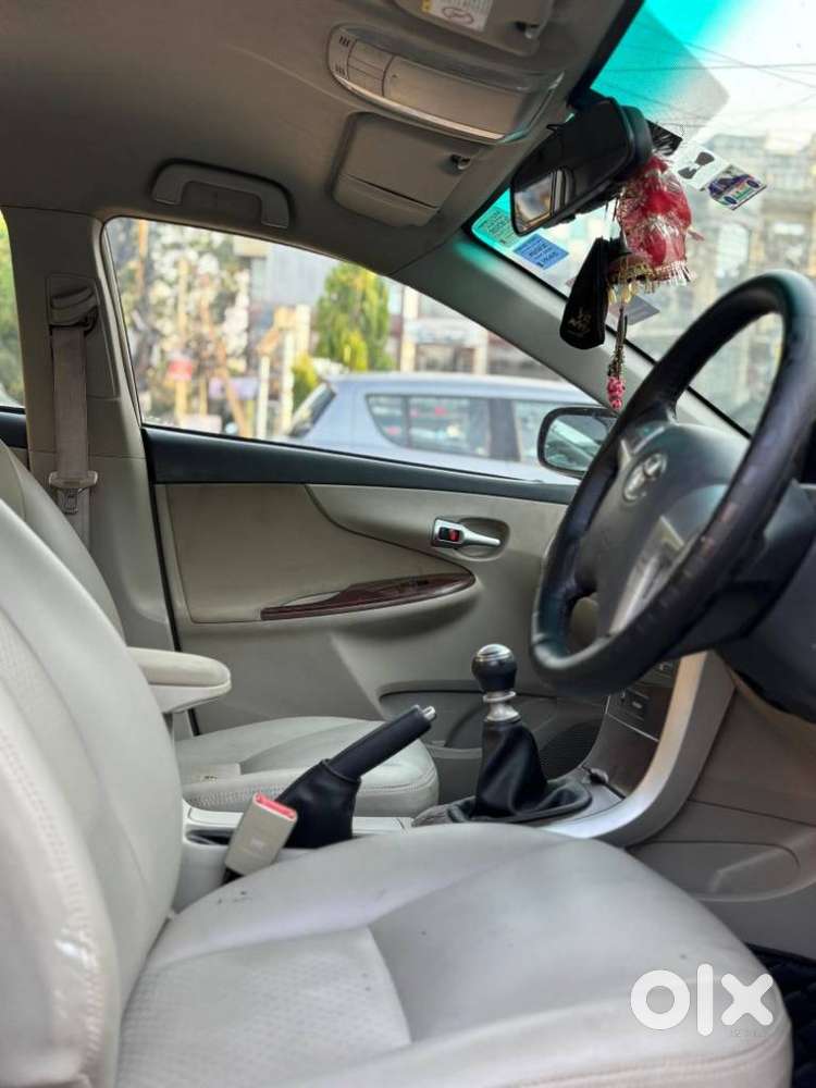 Toyota Corolla Altis 1.8g Limited, 2013, Petrol