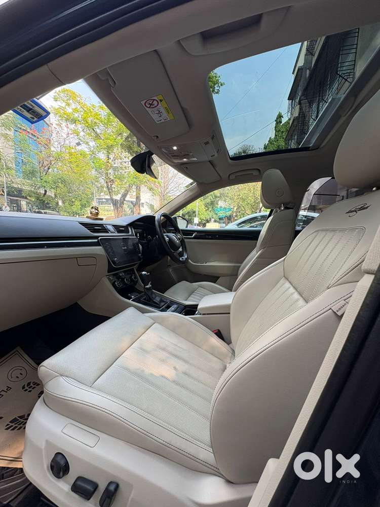 Skoda Superb 2.0 L&k Tsi At, 2022, Petrol