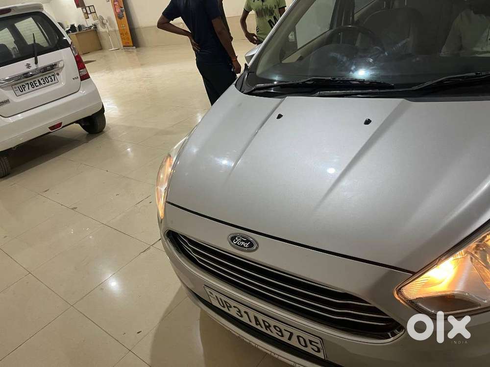 Ford Aspire Titanium Blu 2017