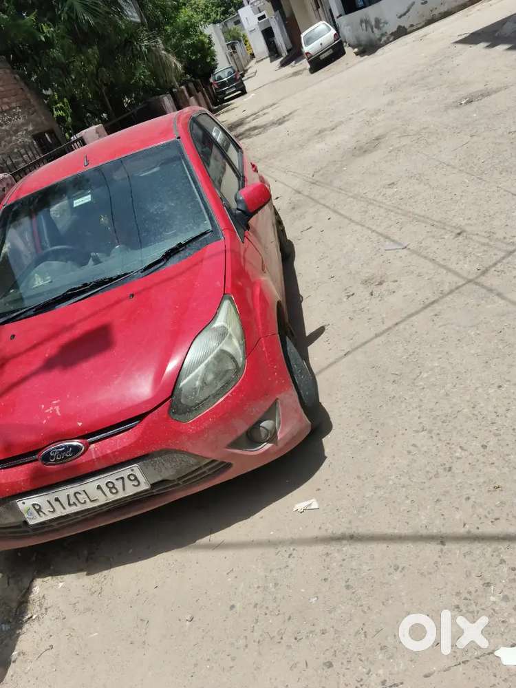 Ford Figo 2010 Petrol 94000 Km Driven