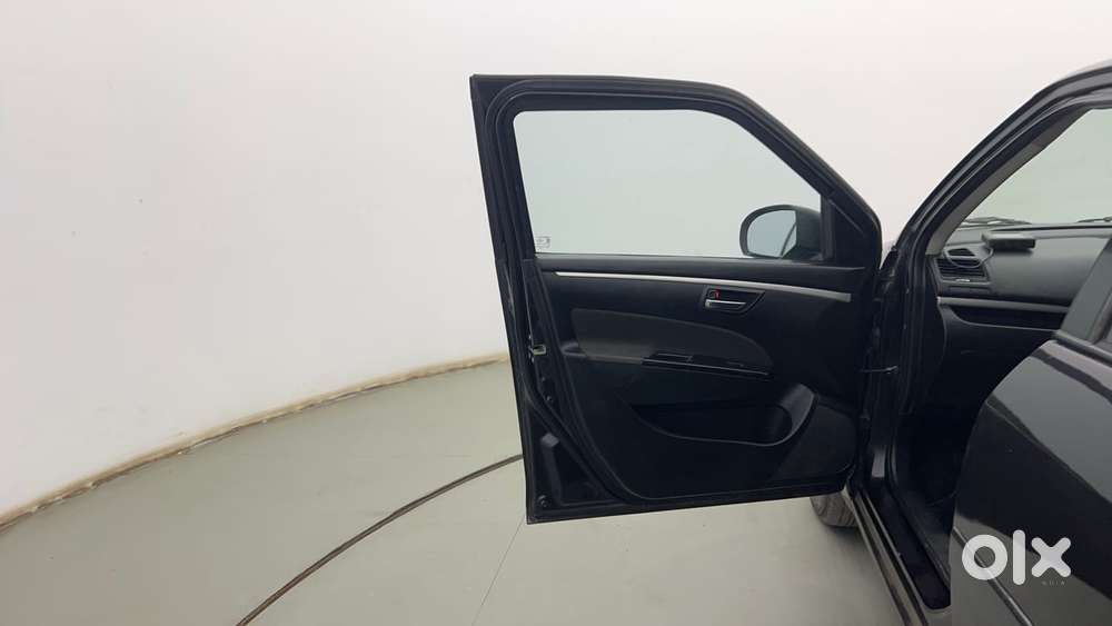 Maruti Suzuki Swift Vvt Vxi, 2016, Petrol