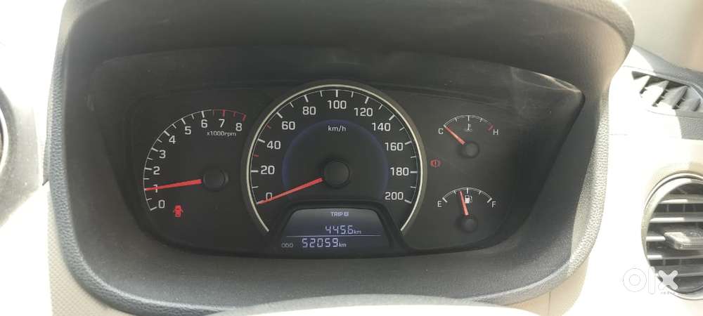 Hyundai Grand I10 Sportz, 2016, Petrol