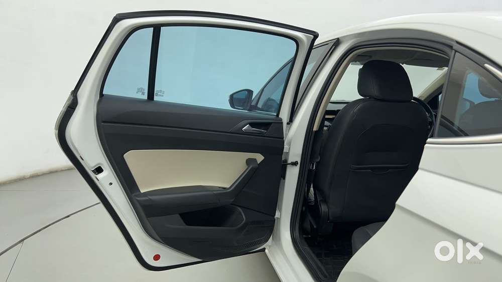 Skoda Slavia Style (non-sunroof), 2022, Petrol