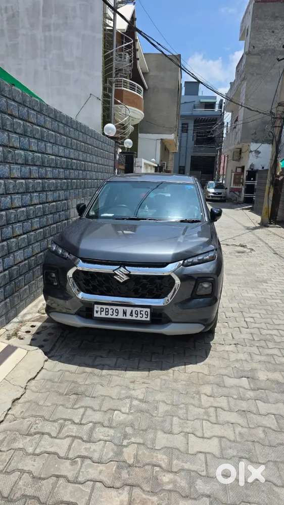 Maruti Suzuki Vitara Hybrid 2025