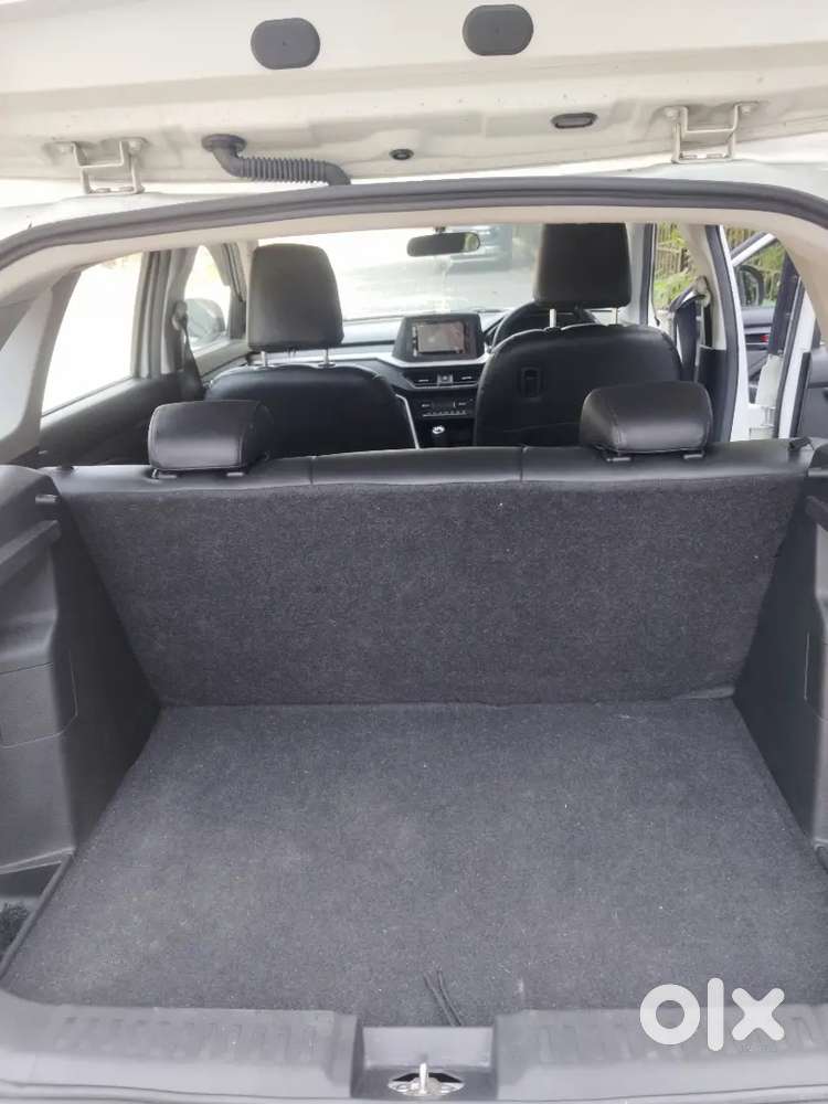 Maruti Suzuki Brezza Hybrid 2023. Next To New Condition