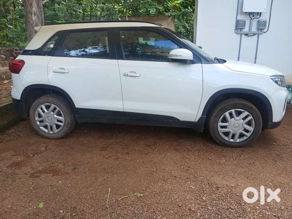 Maruti Suzuki Brezza 2020 Vxi Automatic Petrol 35200 Km Driven