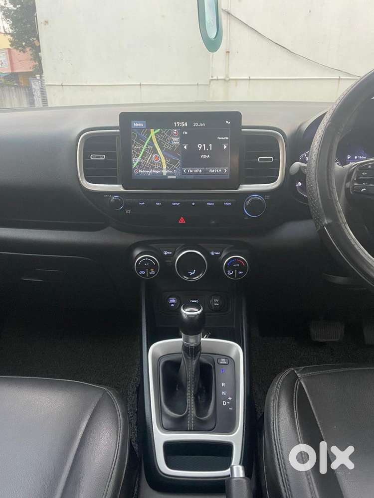 Hyundai Venue Sx+ At, 2019, Petrol