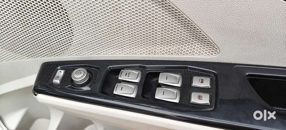 Mahindra Xuv300 W8 Option Diesel, 2022, Diesel