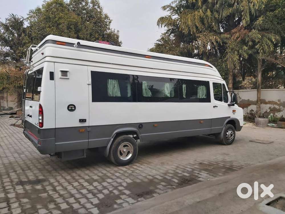 Force Motors Trax Cruiser