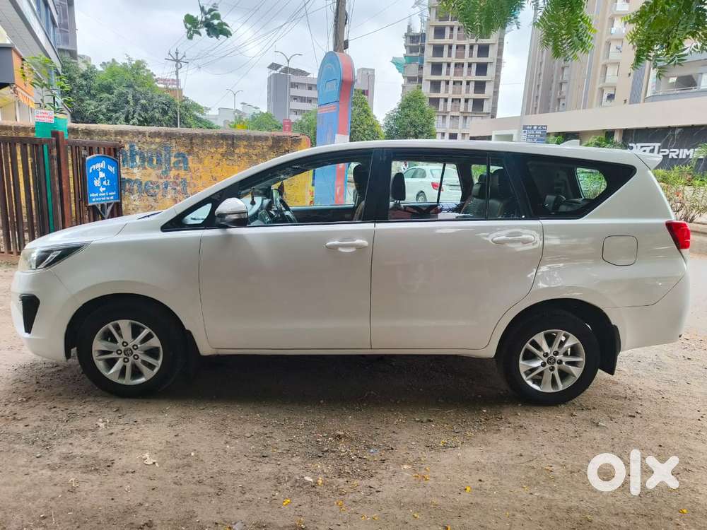 Toyota Innova Crysta 2.4 G Mt 8s, 2017, Diesel
