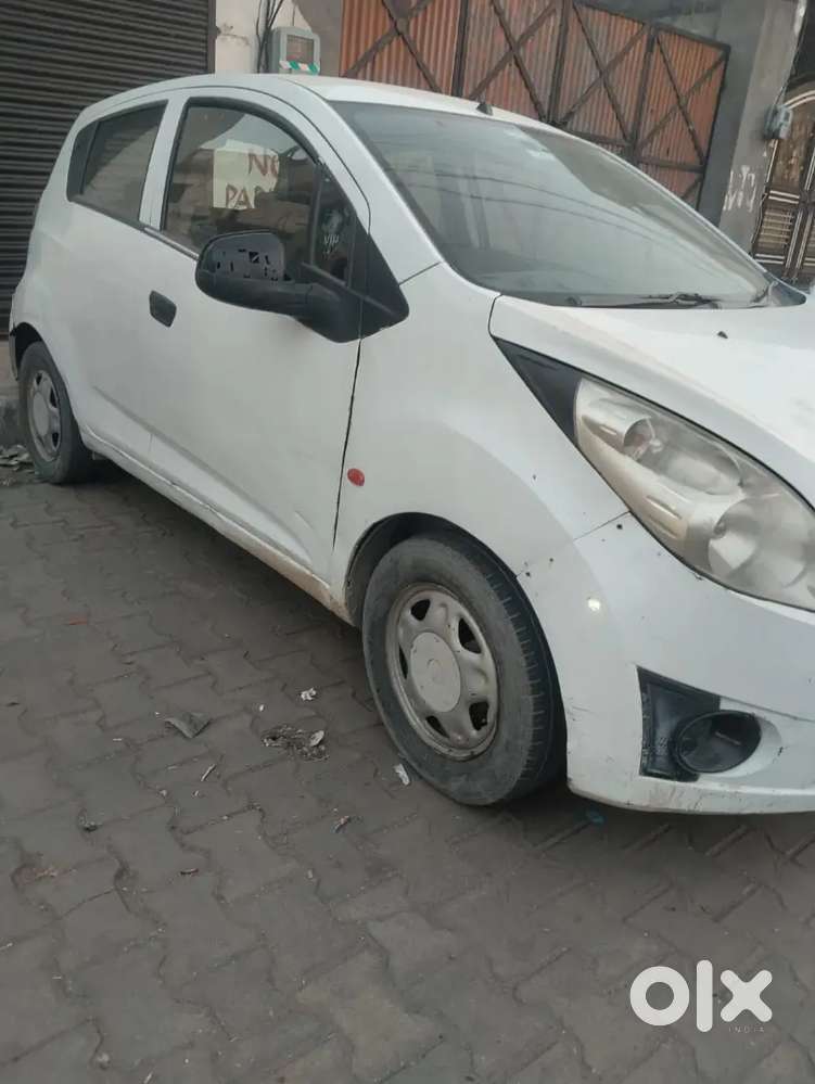 Chevrolet Beat Car Model 11 December Tak Pad