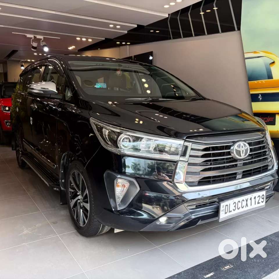 Toyota Innova Crysta 2.7 Zx At, 2022, Petrol