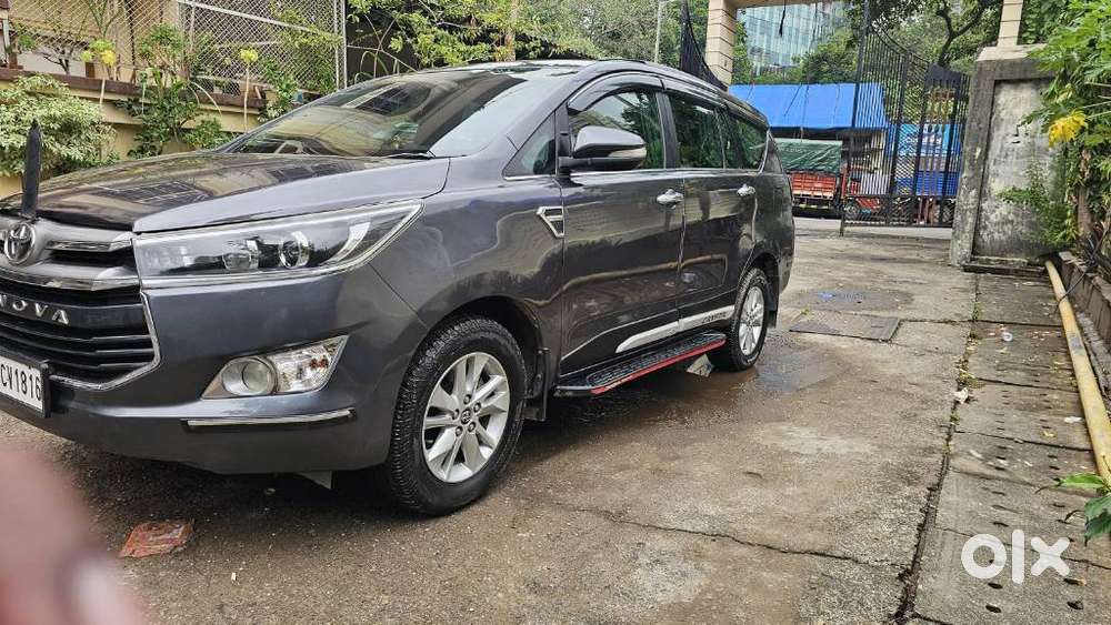 Toyota Innova Crysta 2.4 V 7 Str, 2016, Diesel