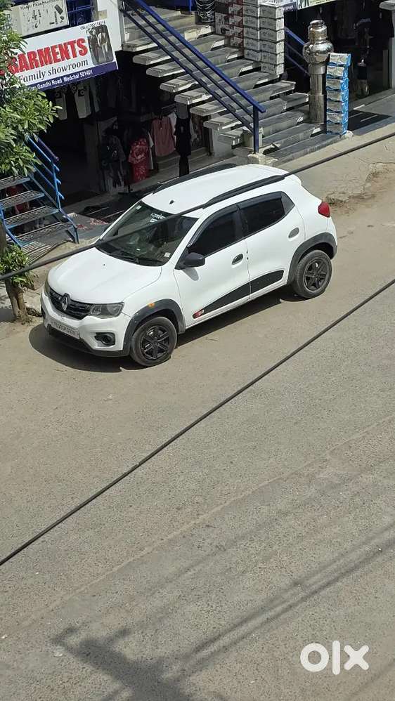Well Condition Car White Color