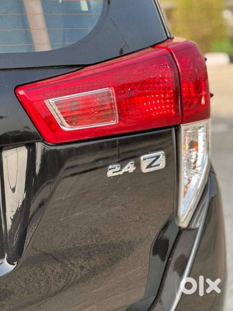 Toyota Innova Crysta 2.4 Z 7 Str, 2022