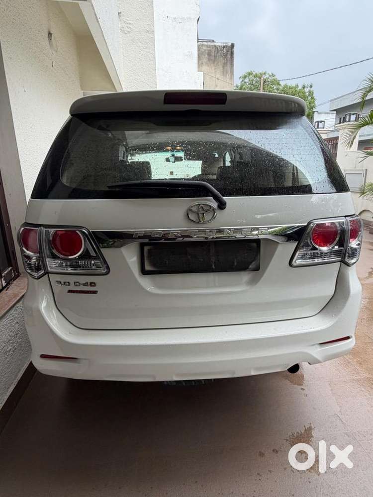 Toyota Fortuner 2012 Diesel Well Maintained