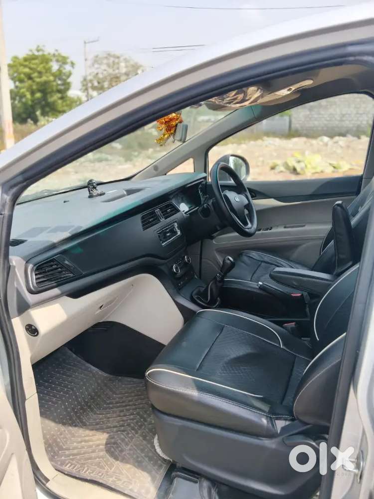 Mahindra Marazzo Diesel 2023
