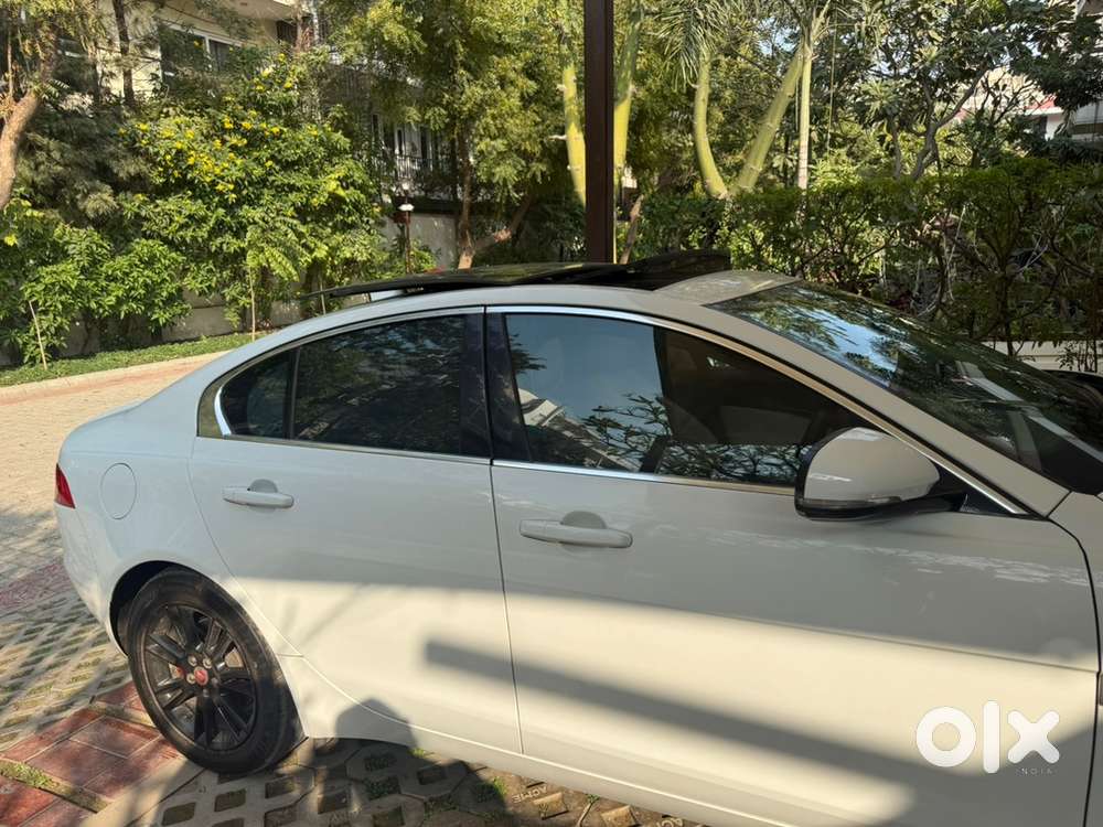 Jaguar Xe 2019