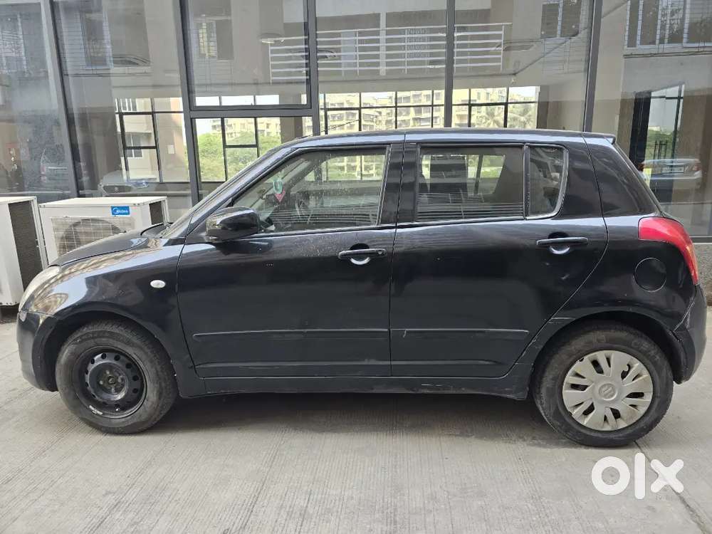 Maruti Suzuki Swift 2009 Cng & Hybrids 80000 Km Driven