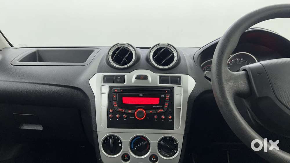 Ford Figo 1.2 Duratec Petrol Zxi, 2011, Petrol