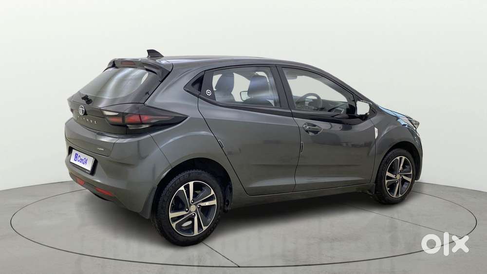 Tata Altroz Xz Plus I-turbo (s), 2023, Petrol
