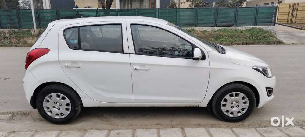 Hyundai I20 Magna Plus Diesel, 2012, Diesel