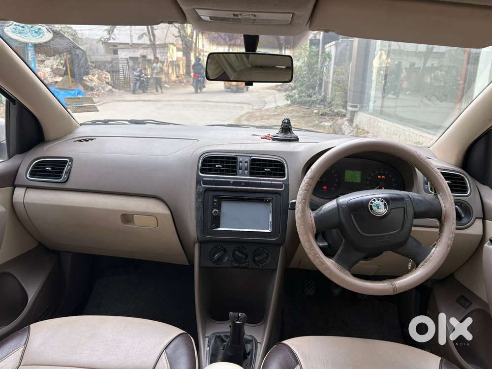 Skoda Rapid 1.6 Mpi Ambition, 2012, Diesel