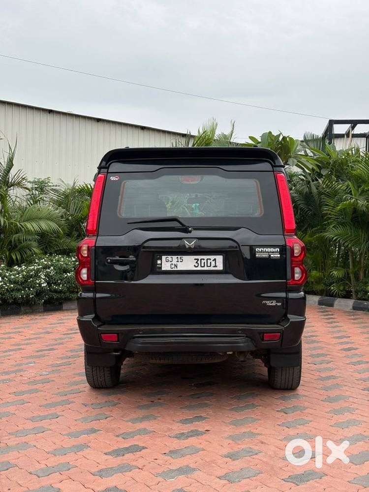 Mahindra Scorpio Classic 2.2 S 11 Mt 7 Str, 2023, Diesel