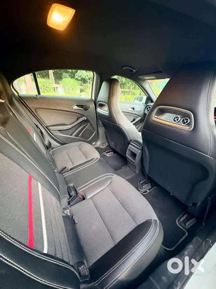 Mercedes 55000km Service Record 6.95 Lacks 25km/liter