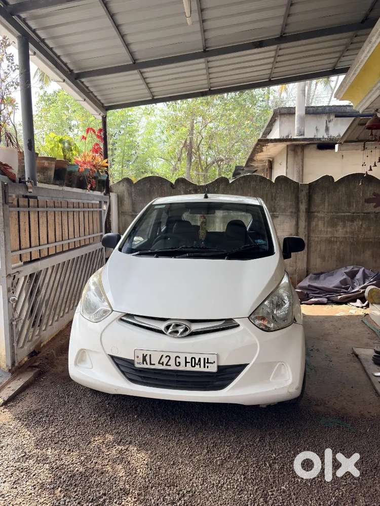 Hyundai Eon 2012 Petrol Well Maintained Second Owner New Tyres