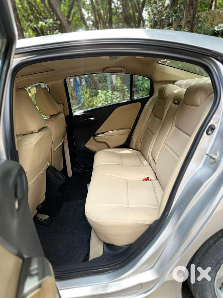 Honda City Petrol 2016 Sunroof Car