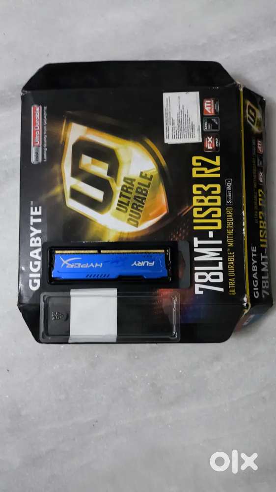 AMD FX8320 E Black edition core Ghz Hyperx Fury 8GB DDR3