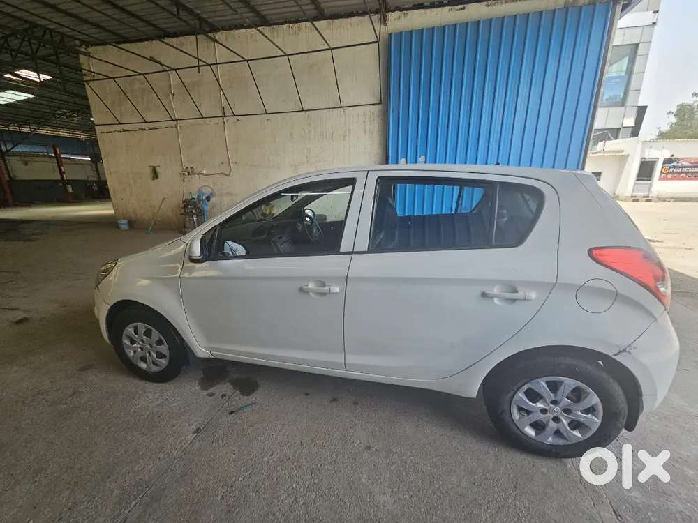 I 20 Car For Scrap Purpose