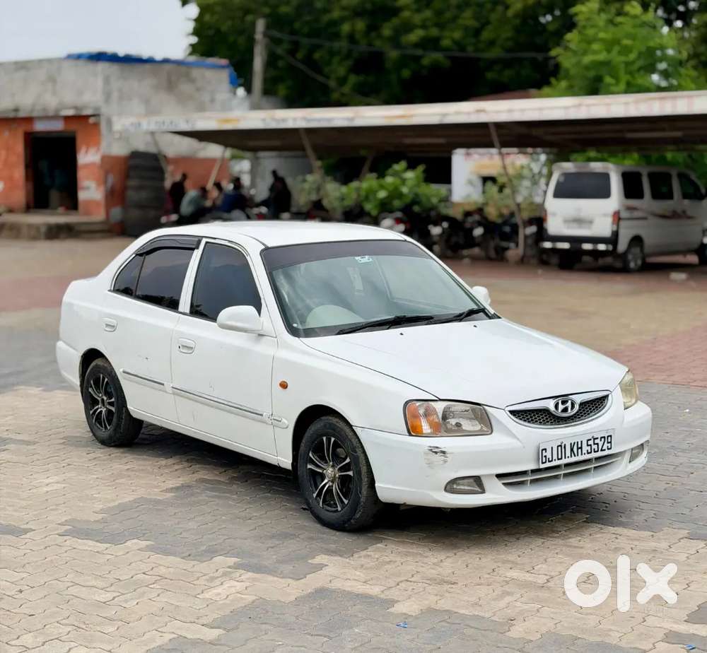 Hyundai Accent 1.5 Gle 2011 Petrol Cng