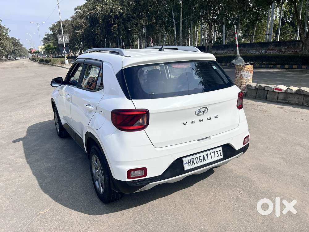 Hyundai Venue S 1.2 Petrol, 2021, Petrol